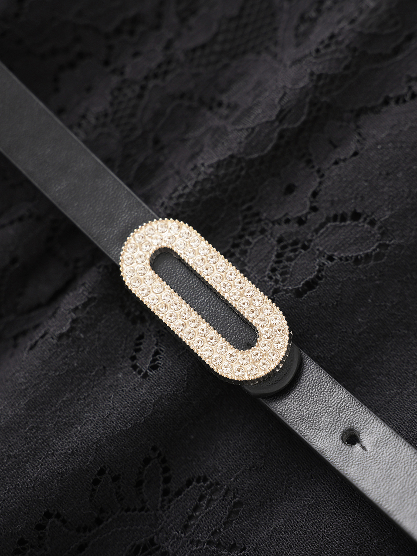 Đầm suông nữ midi thắt eo ren đính đá jacquard chữ A — màu đen