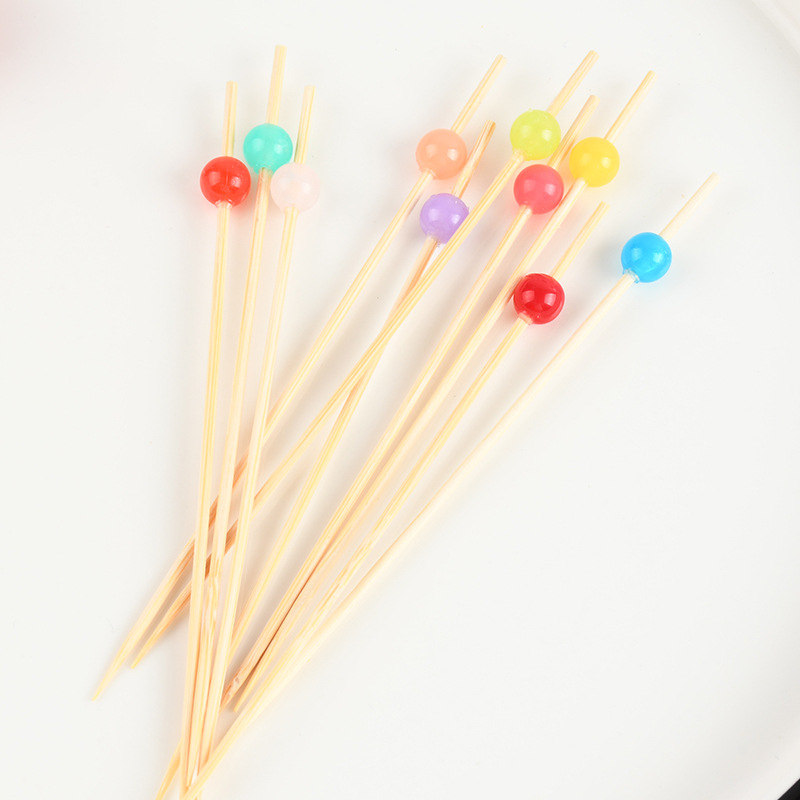 Fabricante de suministro de azúcar de calabaza string stick de bambú herramientas de fabricación de cóctel decoración colorida perlas de impresión stick de fruta
