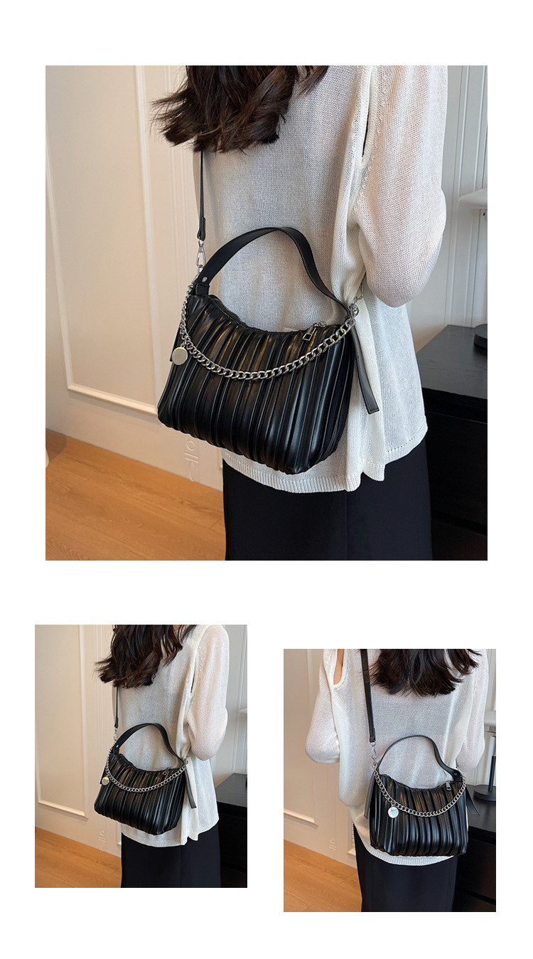 Borse di design di nicchia 2023 Borsa a mano alla moda di nuova moda Estate Senso di alto livello di pieghe borsa a secchiello a tracolla esplosiva_voghion.com