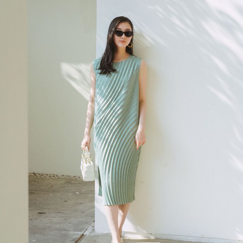 Counter Quality 2024 Summer Miyake High-end Pleated Cotton and Linen Heavy Industry Handmade Pleated plus size Loose Leisure dress