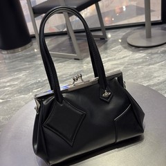 2025年トレンド クリップバッグ サターン ハンドバッグ クロスボディバッグ ブリーフケース 通勤バッグ 万能レディースバッグ