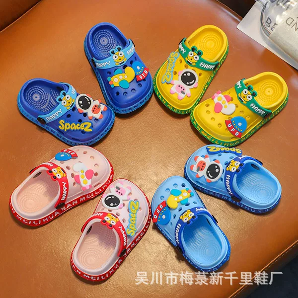 High Elastic EVA Macaron Color Cartoon Crocodile Astronaut Pattern Small and Medium Children's Garden Shoes Hole Shoes 2388 1
