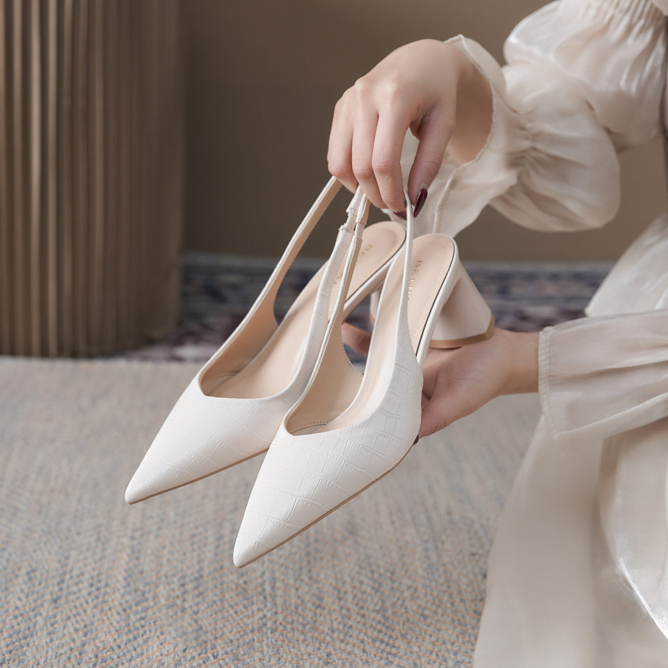 Sandal cao gót nữ mũi nhọn hở gót gót thô vân cá sấu, gót 6–8 cm — Màu hồng nhạt, Màu vàng nhạt, màu đen