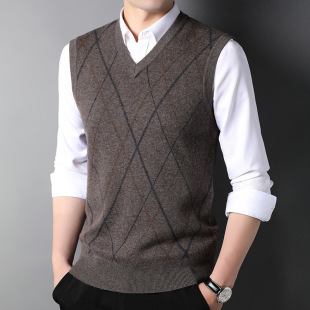 2024 Autumn New Men's V-Neck Sleeveless Diamond Plaid Knitted Wool Sweater Stylish Korean Style Vest Men's Clothing