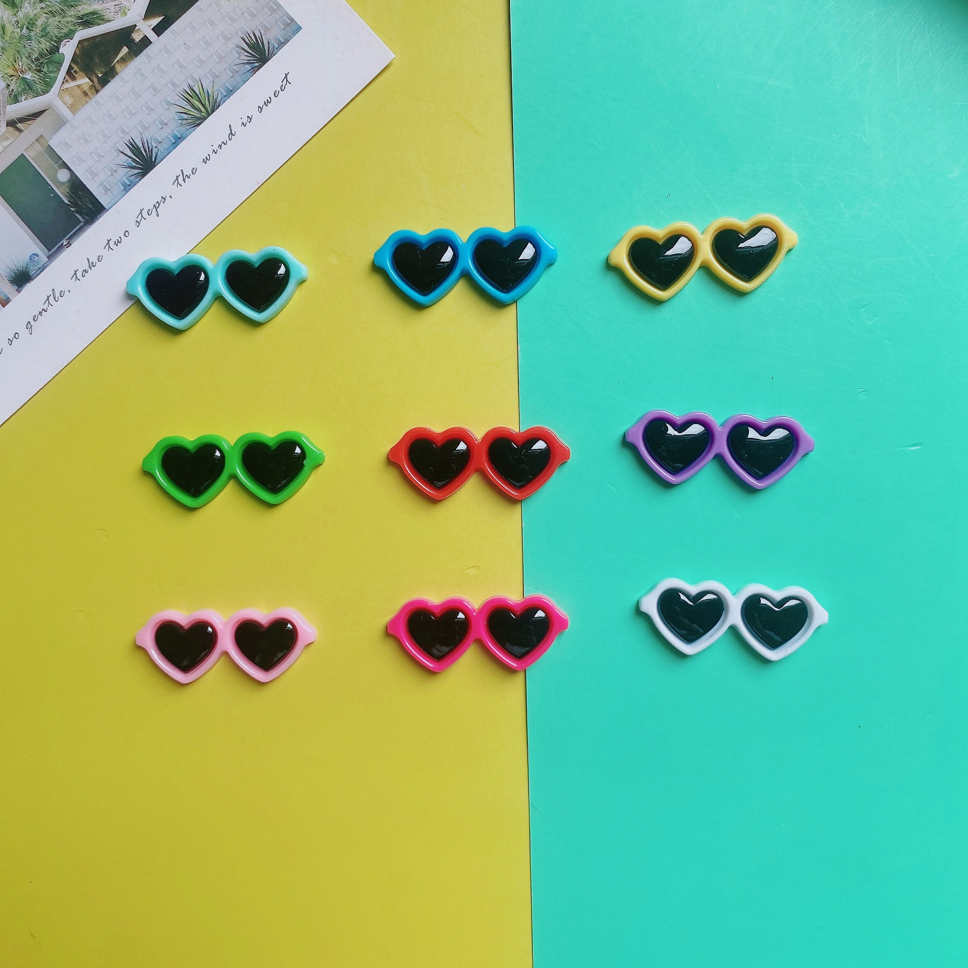 Resin Bright Face Heart Glasses Sunglasses Cute Toy Accessories DIY Mobile Phone Case Headwear Hole Shoes Accessories