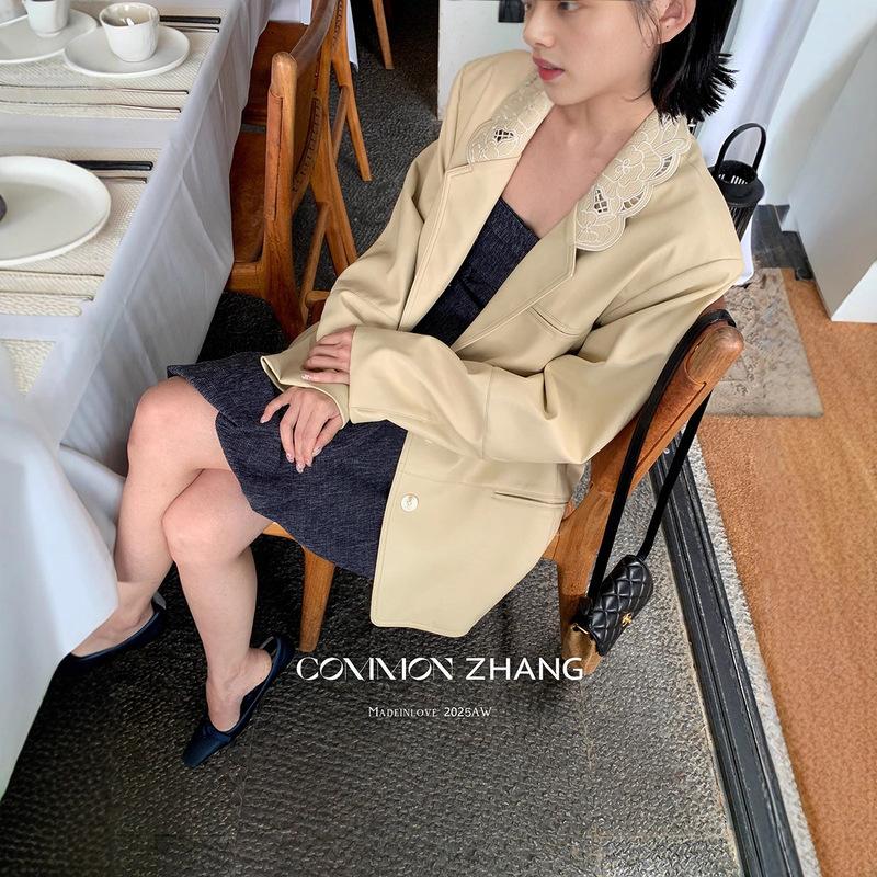 Cz Zhang Autum Korean Style Commuter Style Retro Texture Glossy Pu Leather Versatile Small Suit Jacket for Women B37637