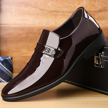 �羳�����a���^Ӣ���L��ʿƤЬ�̄����e�͎�һ�_��ƤЬ�߶˳���