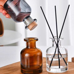 圆形香薰瓶100ml无火藤条扩香香氛瓶家用客厅装饰摆件香薰玻璃瓶