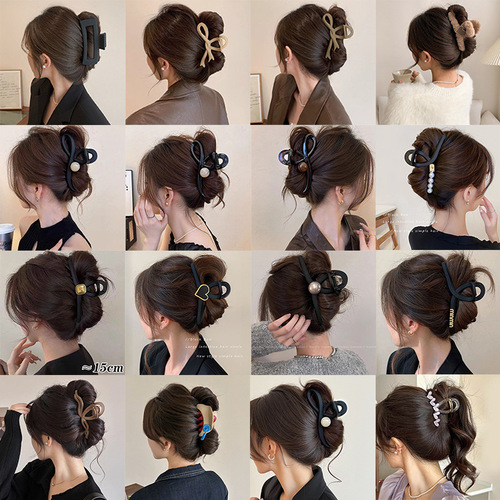 Korean-style temperament girl hair clip with a high-end vibe, large shark clip, 2025 hair clip for updo, hair clip with abundant hair volume, claw clip