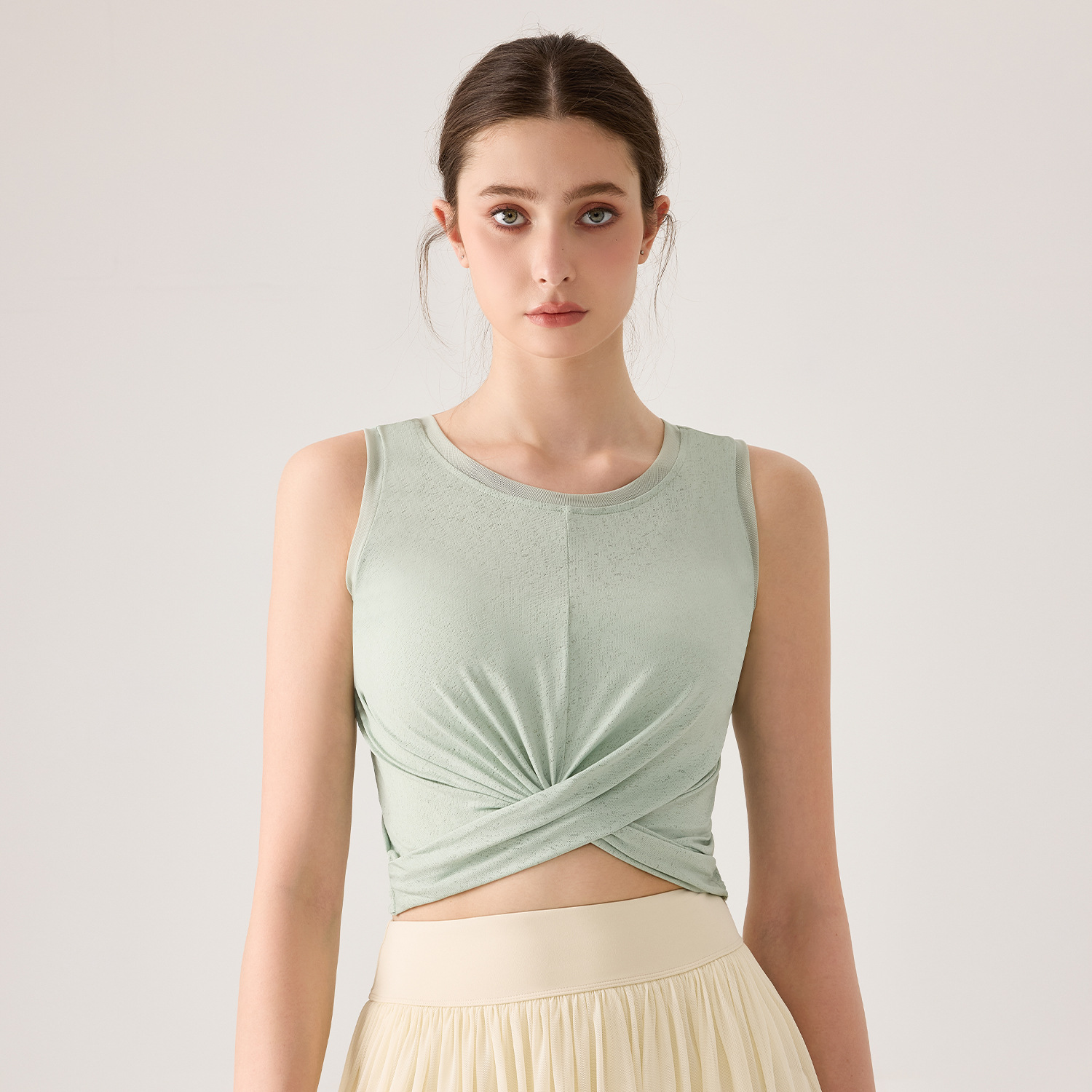 Nuevos dos trajes de yoga deportivo de mujer con malla de tela de acondicionamiento respirable suelta delgada chaleco de carrera al aire libre blusa