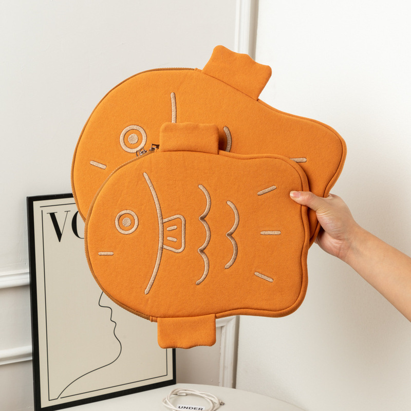 South Korea new ugly cute snapper 11-inch ipad liner bag 13-inch mac laptop clutch