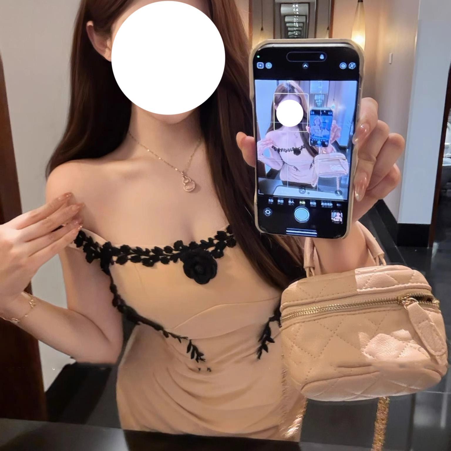 carousel-thumb-1