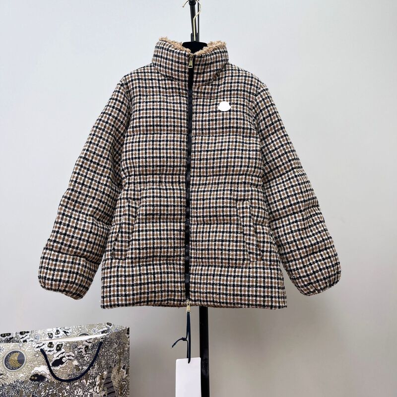 Spliced ​​Tweed Mid-Length Plaid down Jacket for Women with Elastic Waist and Plaid Lamb Fur Collar Jacket