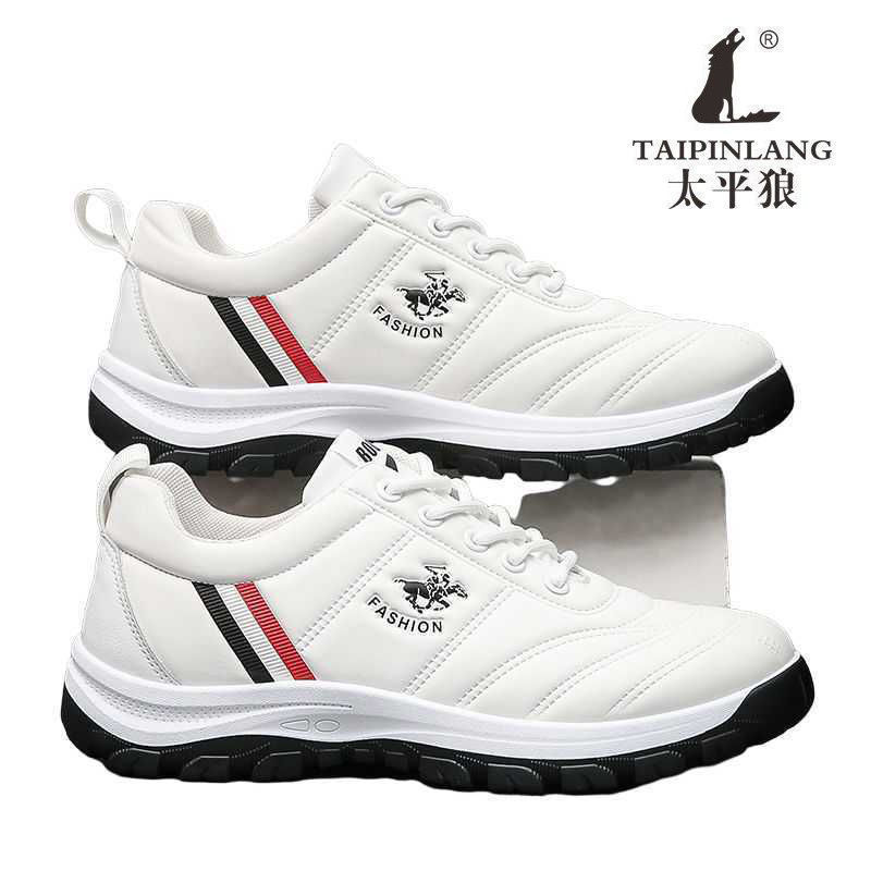 Zapatos de hombre primavera 2024 nuevos zapatos blancos de cuero zapatilla de deporte de los hombres zapatos de viaje de moda versátil japonés y coreano al por mayor