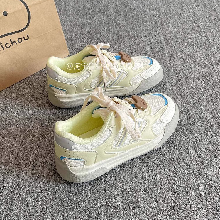 Zapatos blancos de malla transpirables con suela gruesa para mujeres, verano y otoño de 2025, nuevos zapatos de skate, zapatos casuales cómodos para mujeres