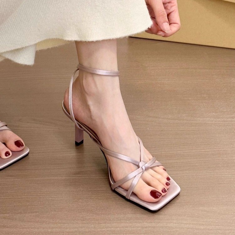 French Style High Heel Elegant Buckle Strap Sandals Women's 2025 Summer New Square Toe Open Toe Woven Strap Fairy Shoes French Style High Heel Elegant Buckle Strap Sandals Women's 2025 Summer New Square Toe Open Toe Woven Strap Fairy Shoes