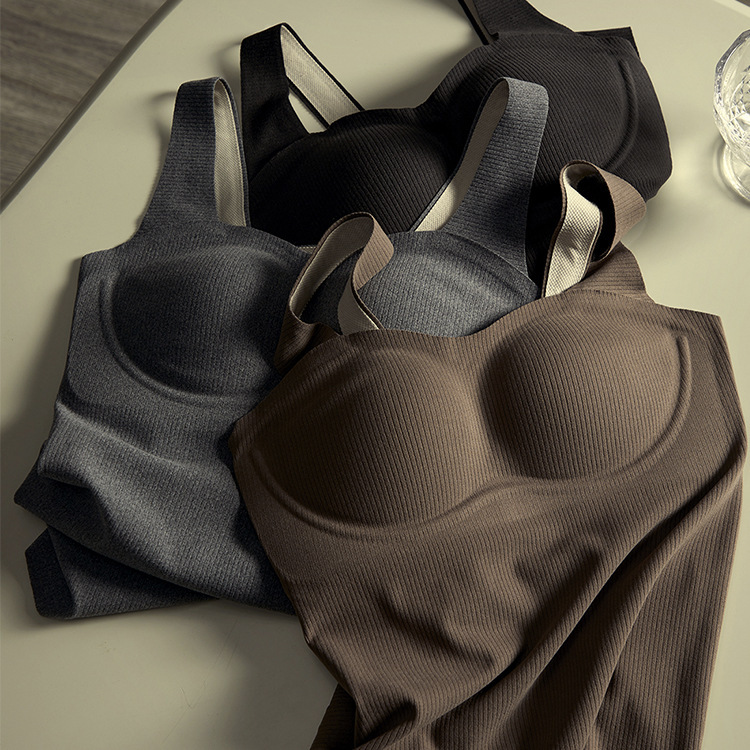 Clearance Sale Special Price, Warm Self-Heating Base Layer Vest for Women, Brushed Fabric, Beautiful Back, Comfortable, Seamless, with Chest Pads Clearance Sale Special Price, Warm Self-Heating Base Layer Vest for Women, Brushed Fabric, Beautiful Back, Comfortable, Seamless, with Chest Pads