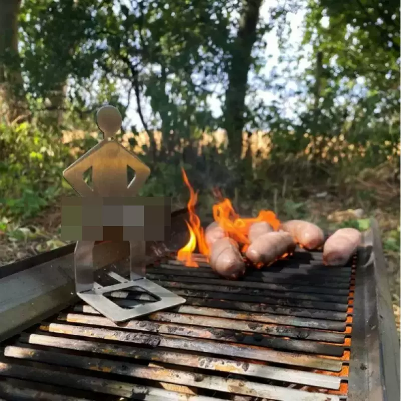 跨境爆品Stainless Steel BBQ Sausage Holder户外人形烧烤香肠架