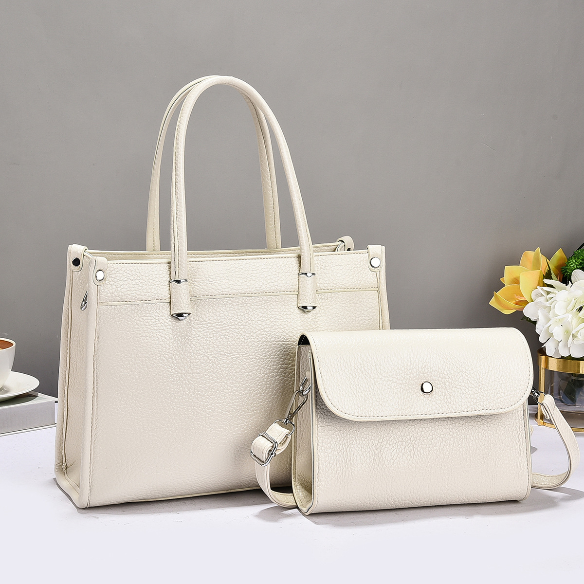 Bolsos para mujer 2025 nuevo estilo coreano bandolera de color sólido para mujer bolso vertical para teléfono móvil para mujer monedero versátil