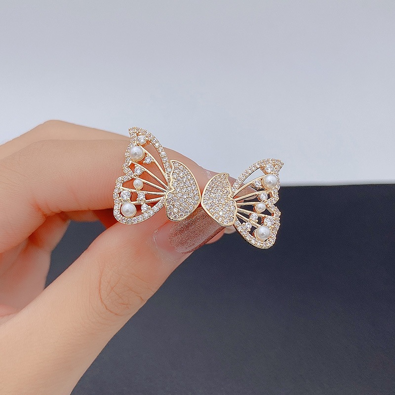 Fashion Sweet Butterfly Alloy Inlay Artificial Gemstones Artificial Pearls Women's Earrings display picture 1