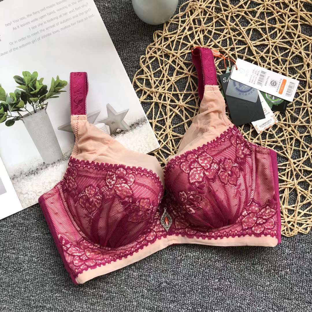 Nueva alta calidad de la Copa de algodón fino transpirable ropa interior de las mujeres de Poli ajustable Orejas de conejo ultra-Delgado sujetador al por mayor