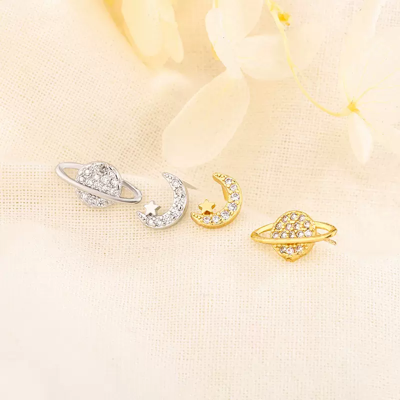 不对称月亮星球镶锆石耳钉女小众设计感气质个性精致耳饰
