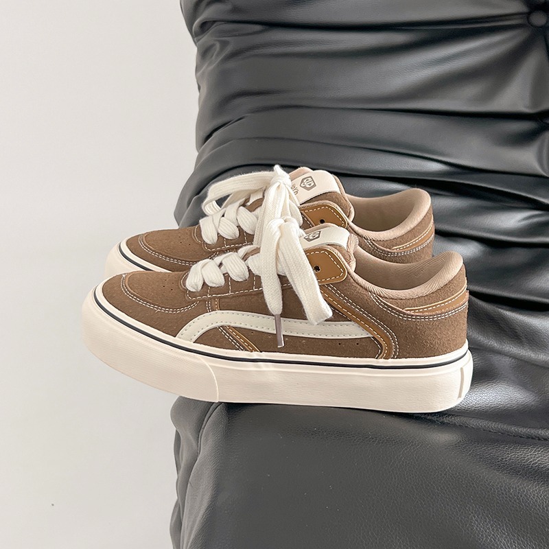 Zapatos de lona de ondas distantes para mujeres 2025 otoño nuevo cordón versátil zapatos de skate retro estudiantes zapatos deportivos casuales de mujer