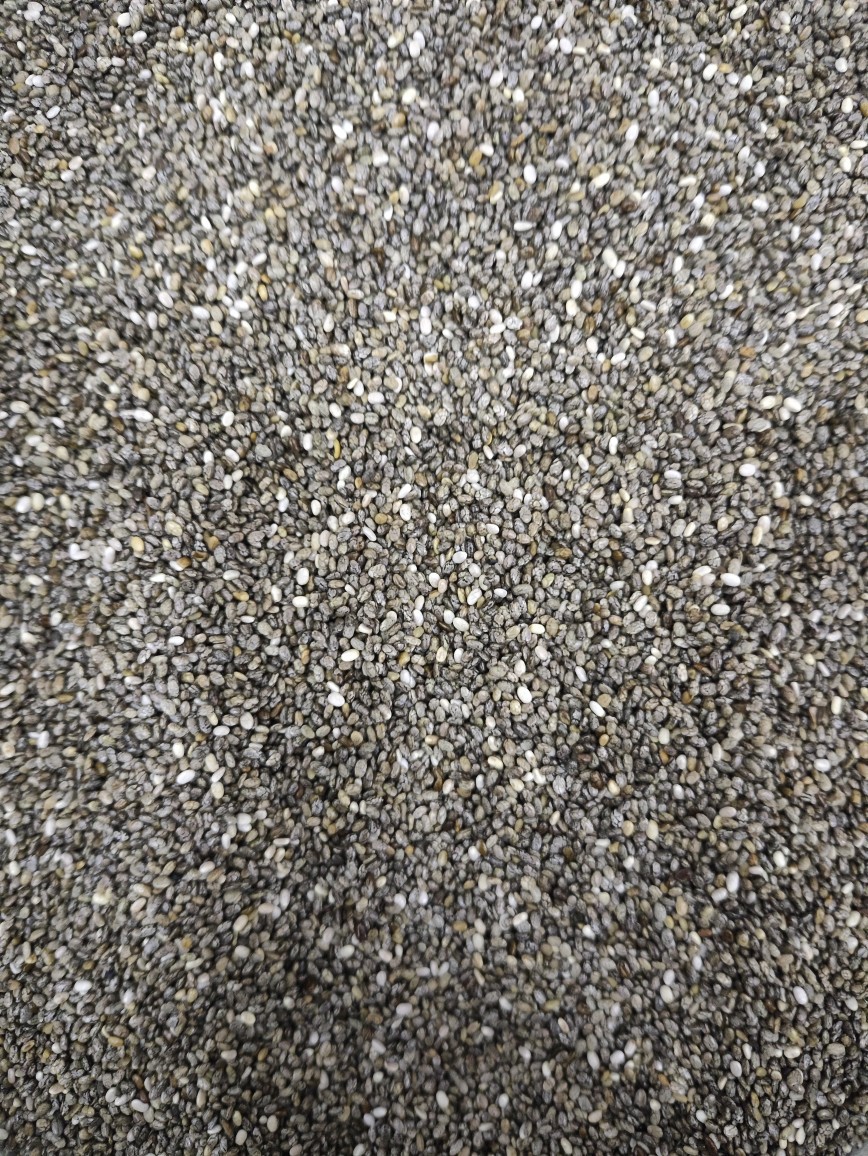 Chia Seed Powder (Salvia hispanica) — Pure Raw Botanical Powder for Smoothies & Baking key features
