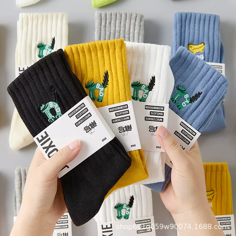 袜子男款纯棉秋冬中筒袜运动全棉防臭青少年长筒新疆棉无骨袜男士