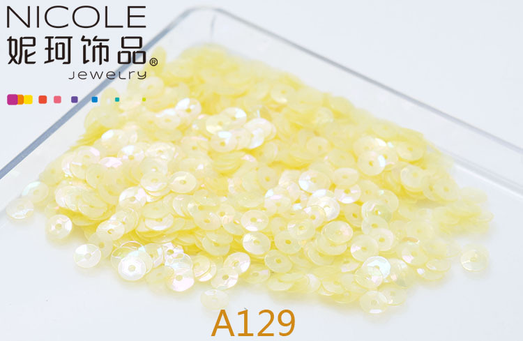 Austria importó lentejuelas 4mm cóncavo bordado francés Glitter Ropa Accesorios 10g Pack