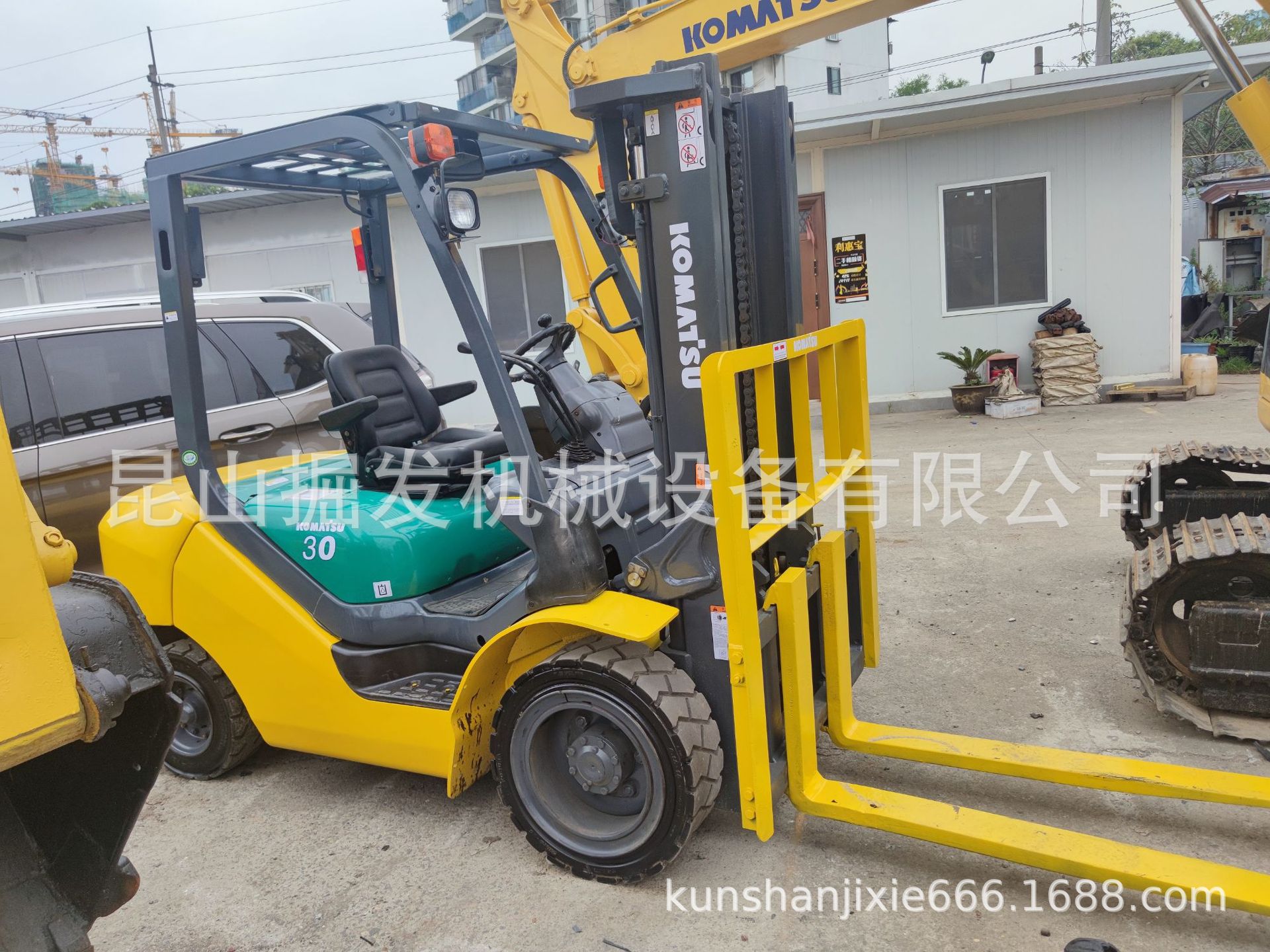 KOMATSU小松3吨二手叉车 二手现货出售