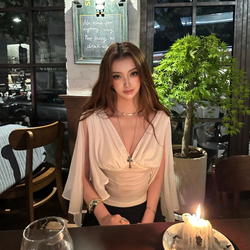 French-Style Sheer Mesh V-Neck T-Shirt for Women, Summer Waist-Cinching Slimming Design with Fluttering Sleeves, Elegant Exposed Waist Ruched Top French-Style Sheer Mesh V-Neck T-Shirt for Women, Summer Waist-Cinching Slimming Design with Fluttering Sleeves, Elegant Exposed Waist Ruched Top