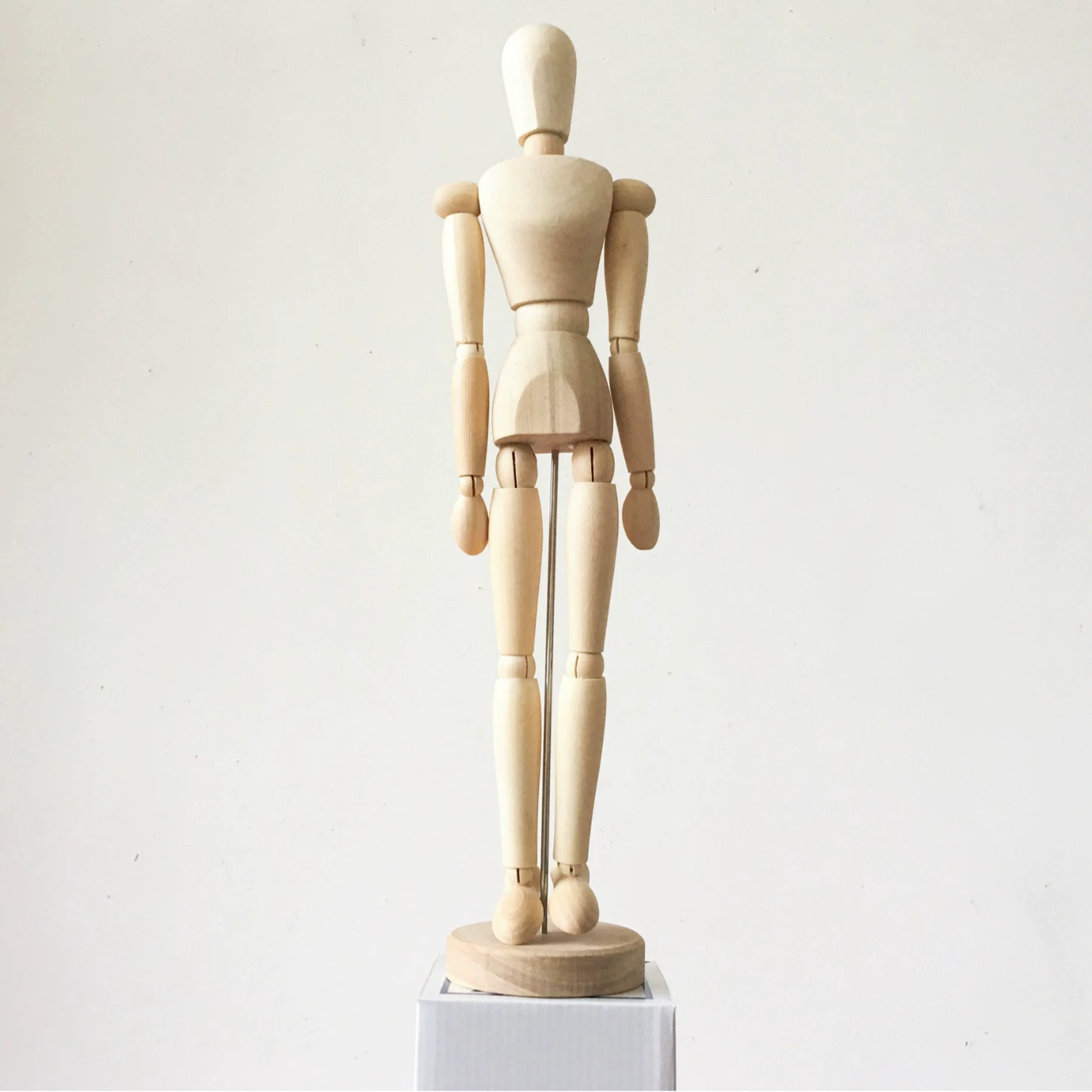 Прямые поставки с завода: 16-дюймовые деревянные фигурки, куклы, деревянные фигурки с подвижными суставами, деревянные персонажи мультфильмов.