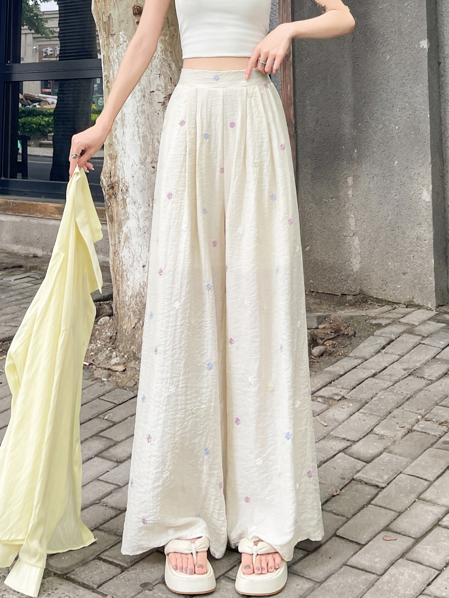 Quần culottes nữ ống rộng cạp cao vải linen phối sợi mát, dáng suông rủ nhẹ — Nhỏ màu hồng