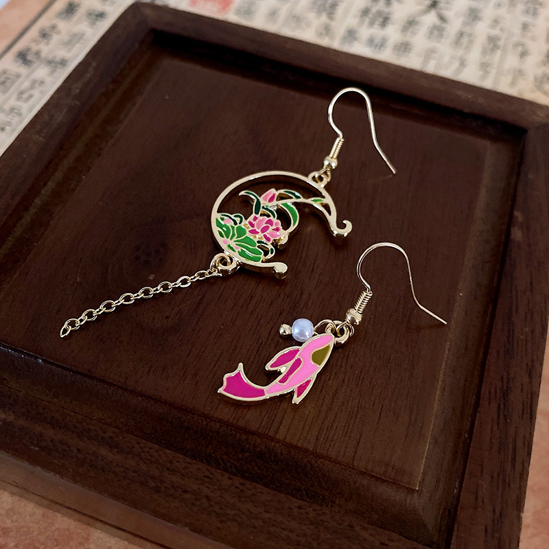 Pendientes de perlas de tendencia de moda de aguja de plata Pendientes pequeños y exquisitos de todo fósforo Pendientes de alta gama de lujo ligero al por mayor mujeres