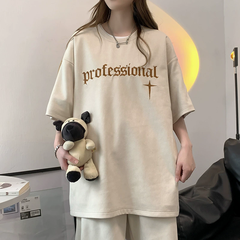 Пара повседневных костюмов Мужская летняя футболка с короткими рукавами мужская одежда Красивый прилив замшевая спортивная одежда 28020