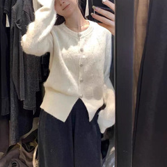 小香风毛衣外套女秋冬季2025新款高级感软糯针织开衫巨好看的上衣