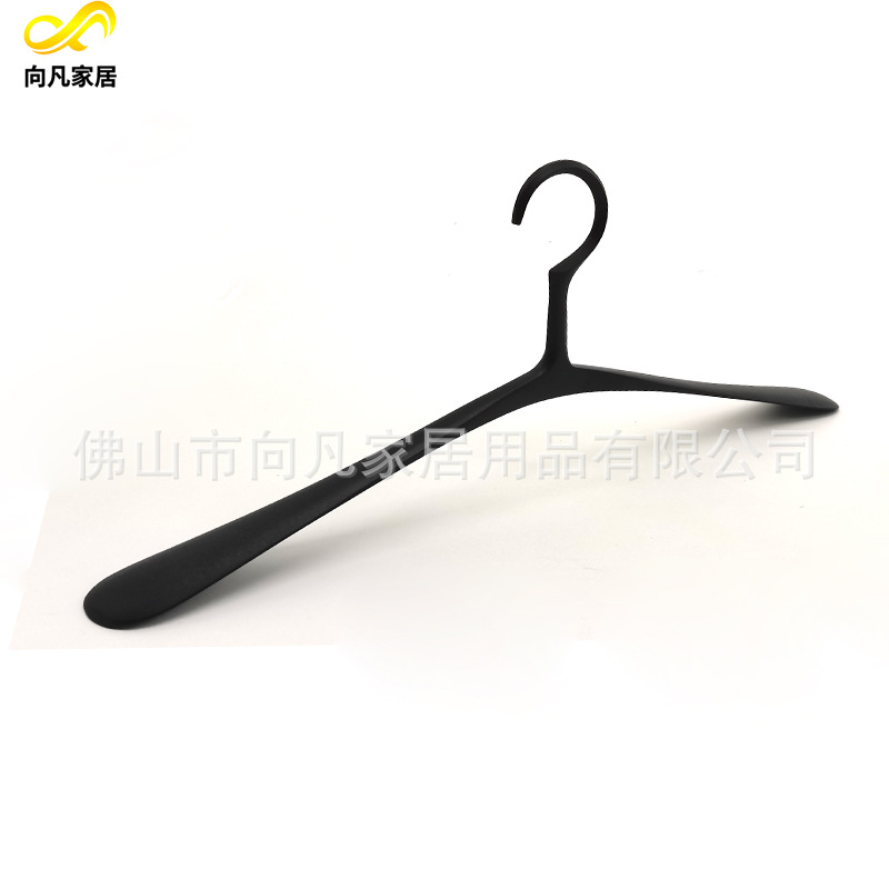 黑色2.jpg
