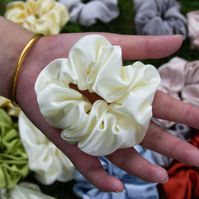 Saç üçün rezinlər — Hair Accessory - off-white-4cm100-mulberry-silk-30-momme