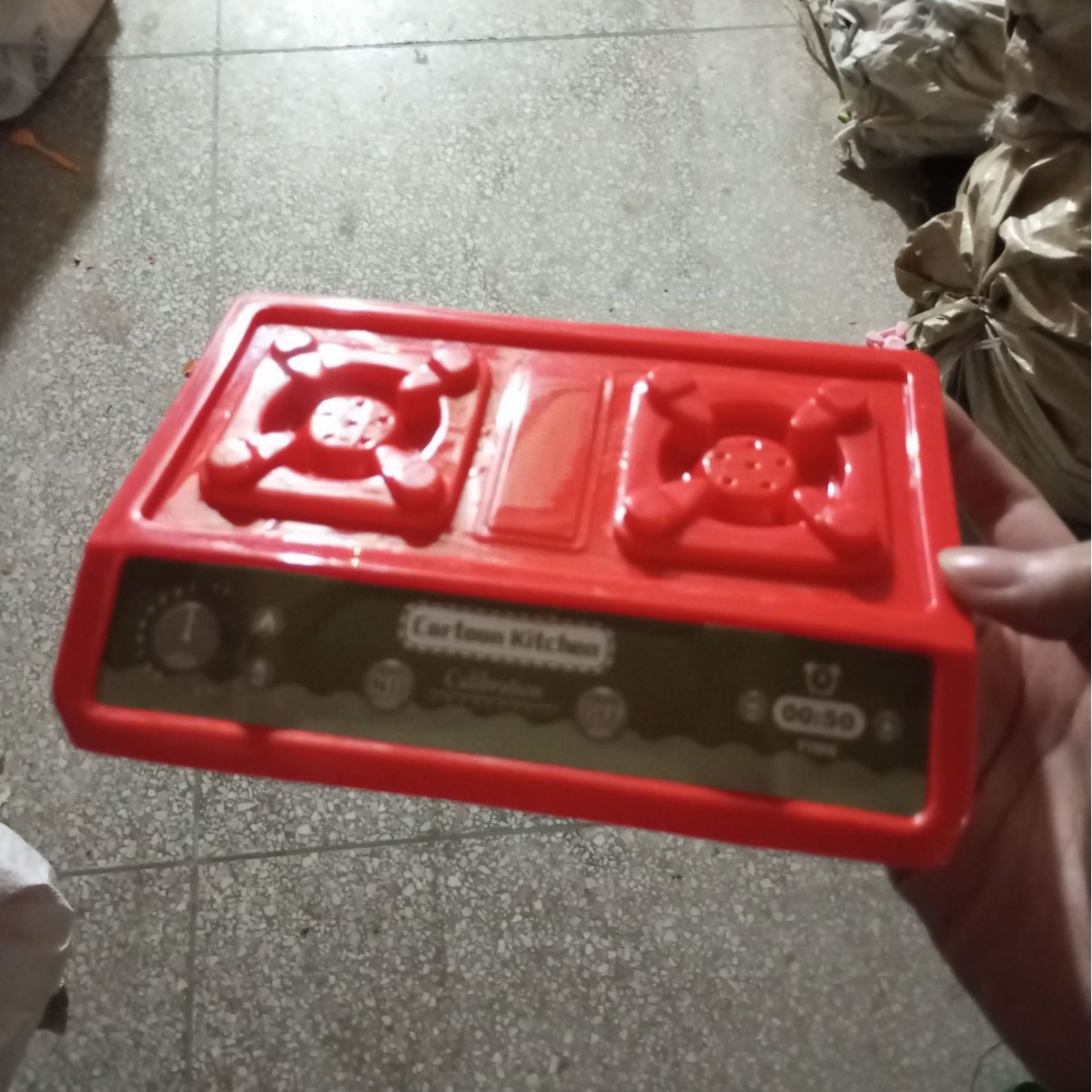 Juguetes caseros cubiertos accesorios de horno cuadrado rojo