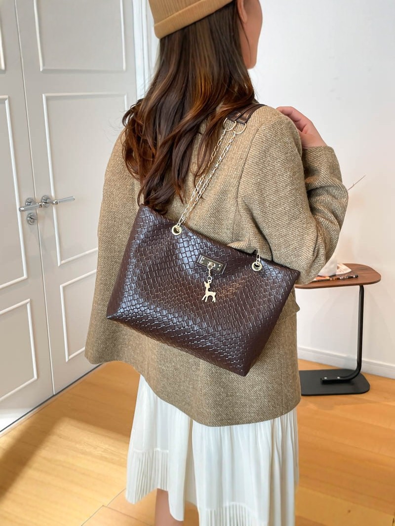 Bolsa de tejido para mujeres 2026 nueva bolsa de hombro de gran capacidad, bolso de cadena de alta calidad, bolso de mano de viaje universal