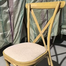 餐椅;餐桌;成套餐桌椅