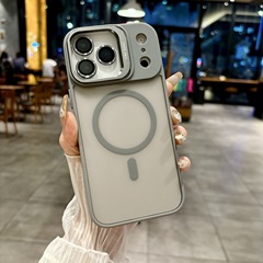 iPhone17promaxに適したレンズホルダーつや消し肌の感触磁気電話ケースApple 16オールインクルーシブ保護カバー
