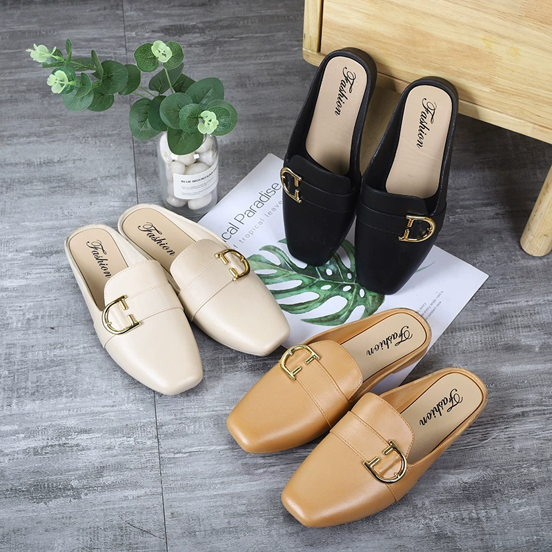 Женские летние сандалии 2021 года с закрытым носком в полукорейском стиле, модные, удобные, на плоской подошве, с металлической пряжкой, на низком каблуке, для студентов, для носки на улице