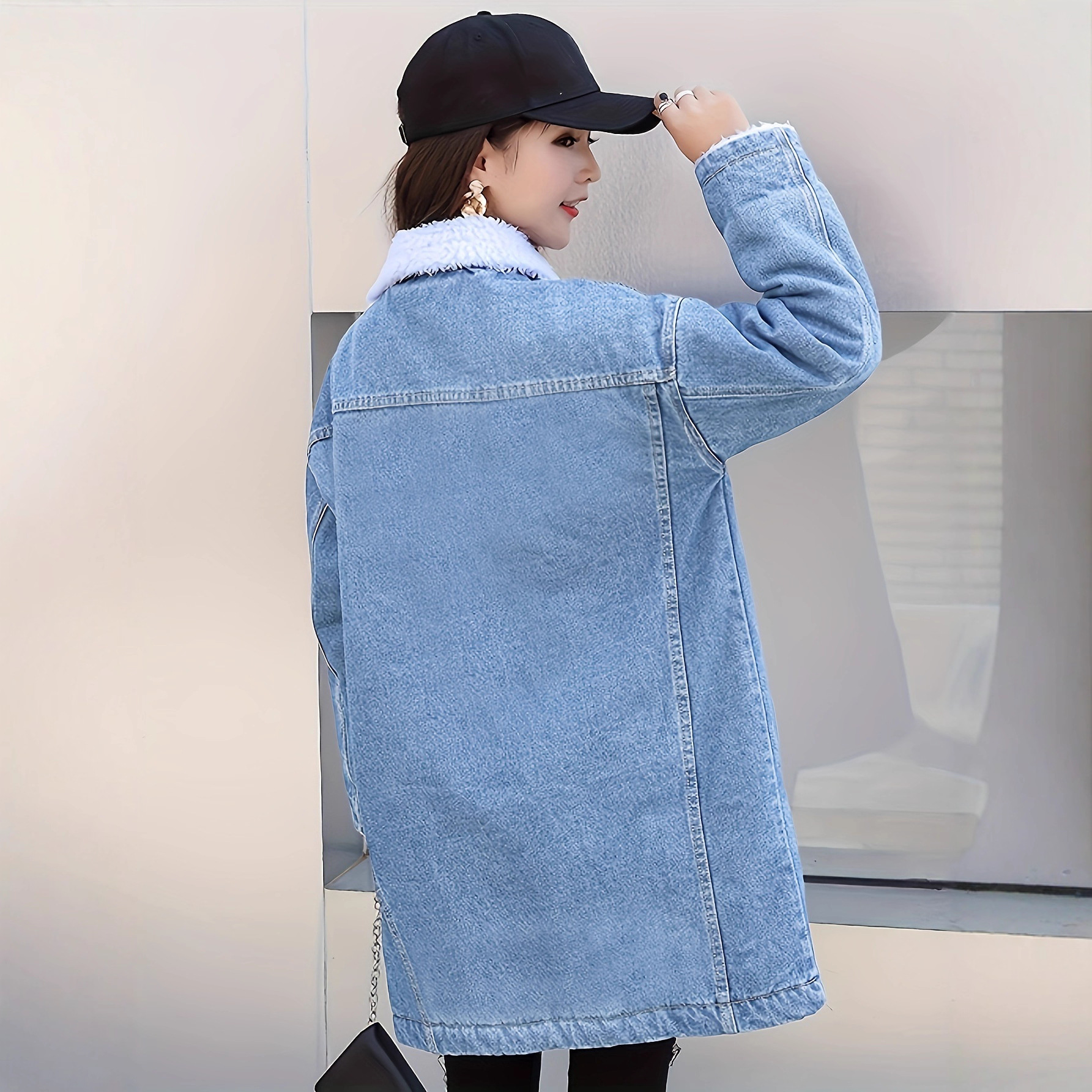 秋冬の新型の大きいサイズとベルベットのカウボーイコートは中長の子羊の毛の綿服のコートの女性6833を厚くします。