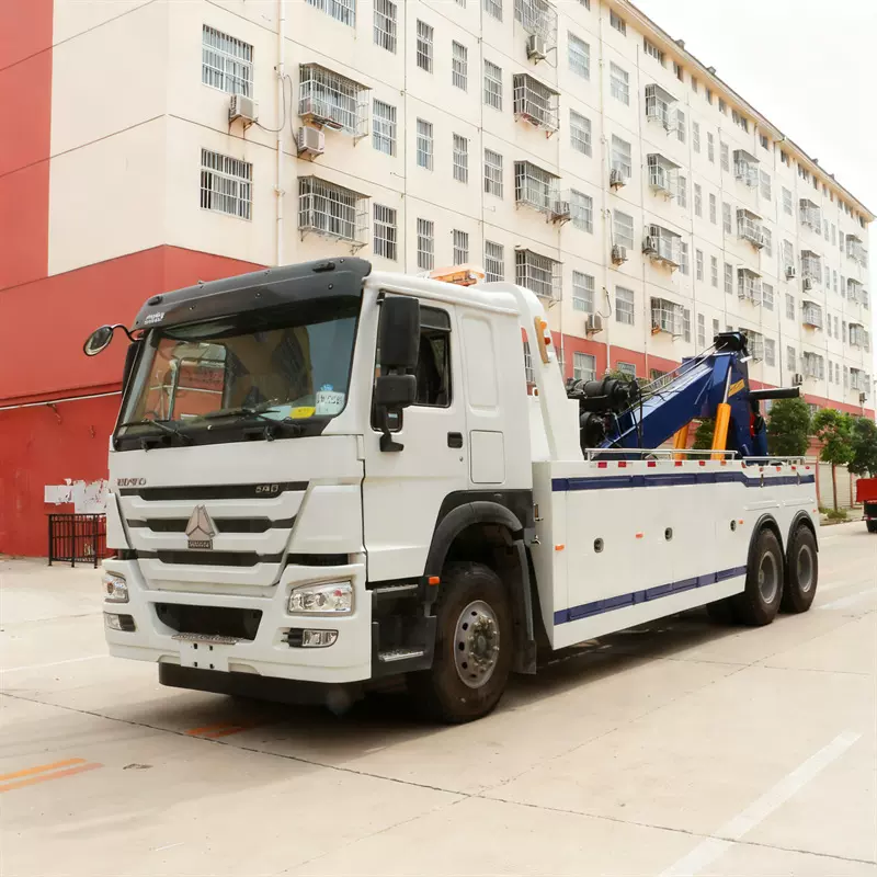 重汽豪沃后双桥重型清障车 30吨道路事故救援拖车 出口