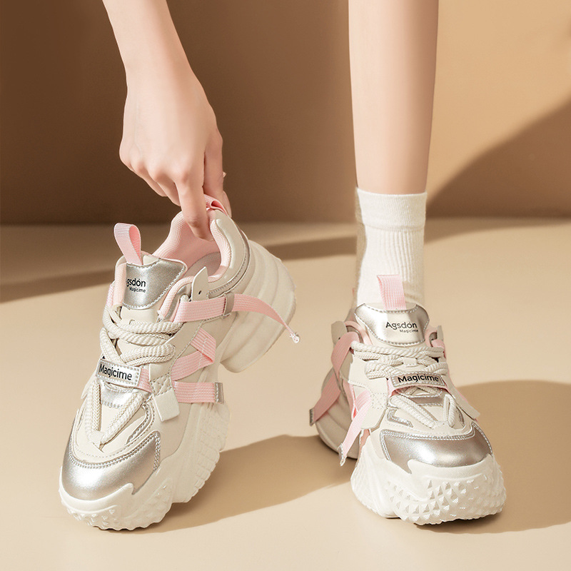 Zapatillas Augusden de suela gruesa para mujer, modelo nuevo de primavera 2026, estilo retro moderno de Hong Kong, zapatillas casuales rosas.