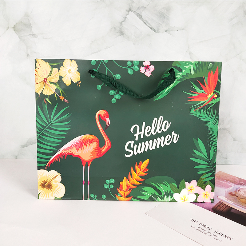 高档服装手提袋ins风礼品袋火烈鸟创意通用纸袋白卡覆膜纸包装袋