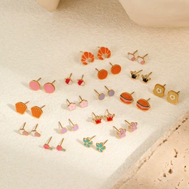 耳环;项链;手链