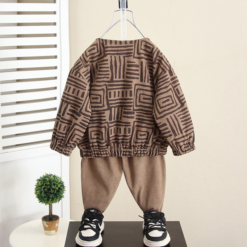 5936 traje de niño chaqueta de otoño para niños 2024 nuevo estilo estilo occidental bebé primavera y otoño ropa de pana traje de tres piezas